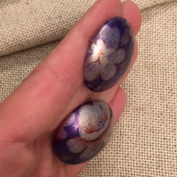 Vintage Purple Glitter Floral Button Earrings - Picture 5 of 8